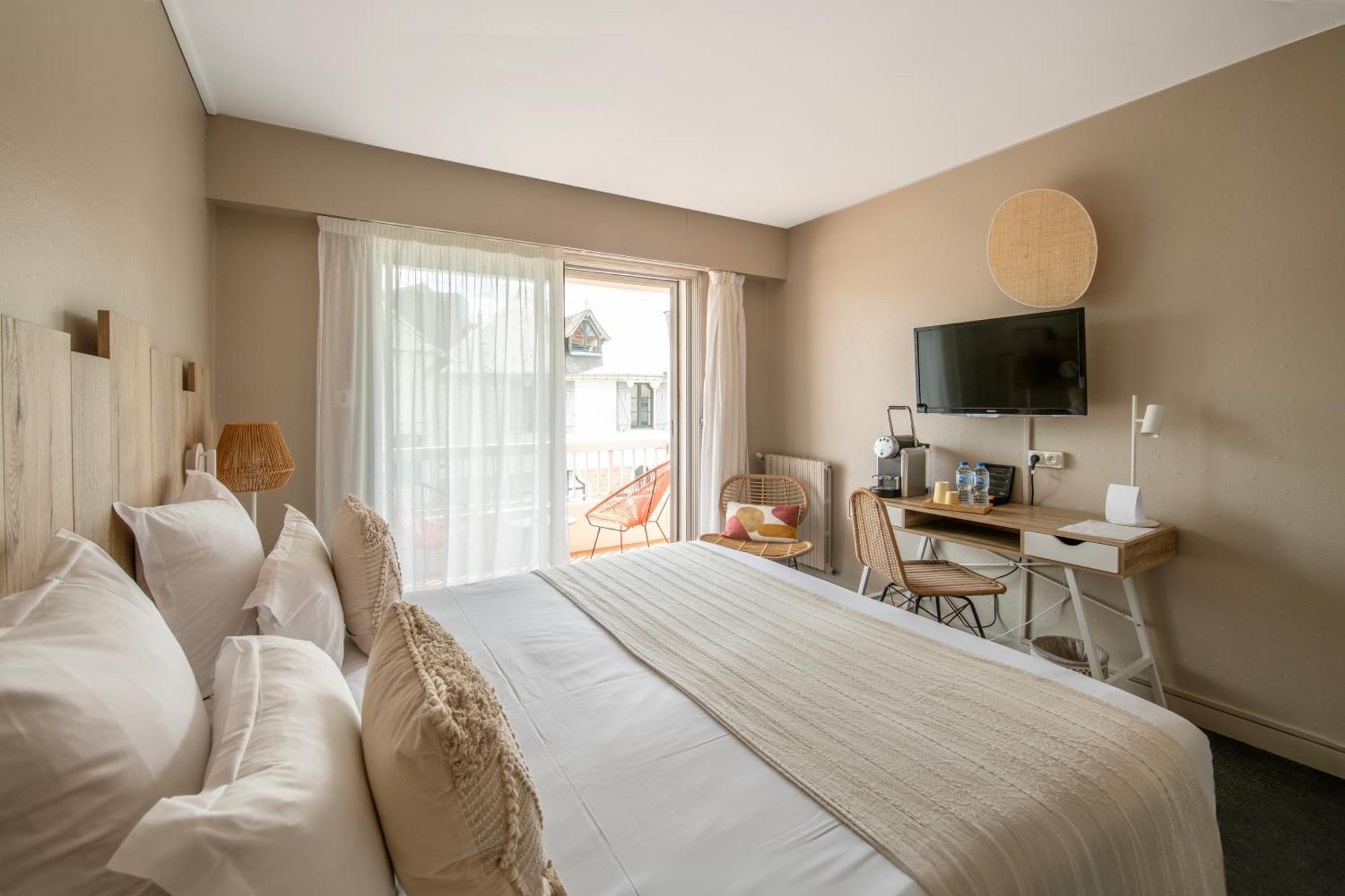 Hotel Bo & Mia La Baule Екстериор снимка